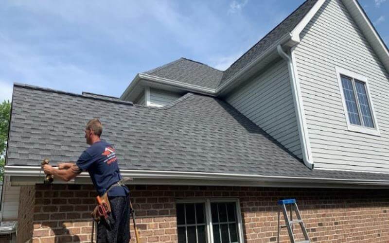 How Roof Replacement Contractors Can Help Increase Your Homes Resale Value